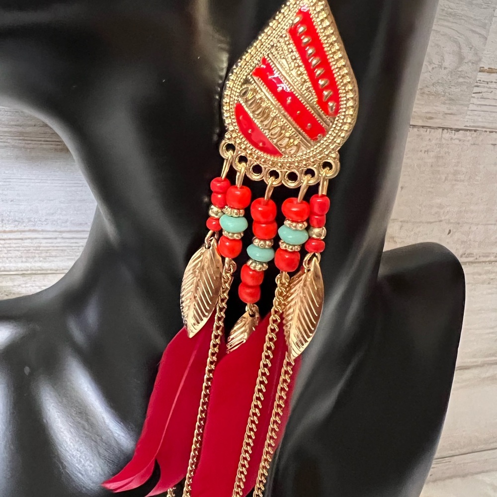 NWT red boho feather earrings. - Picture 4 of 7